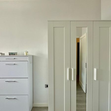 Hostiguest Coliving Leon Y Castillo Las Palmas de Gran Canaria Dış mekan fotoğraf