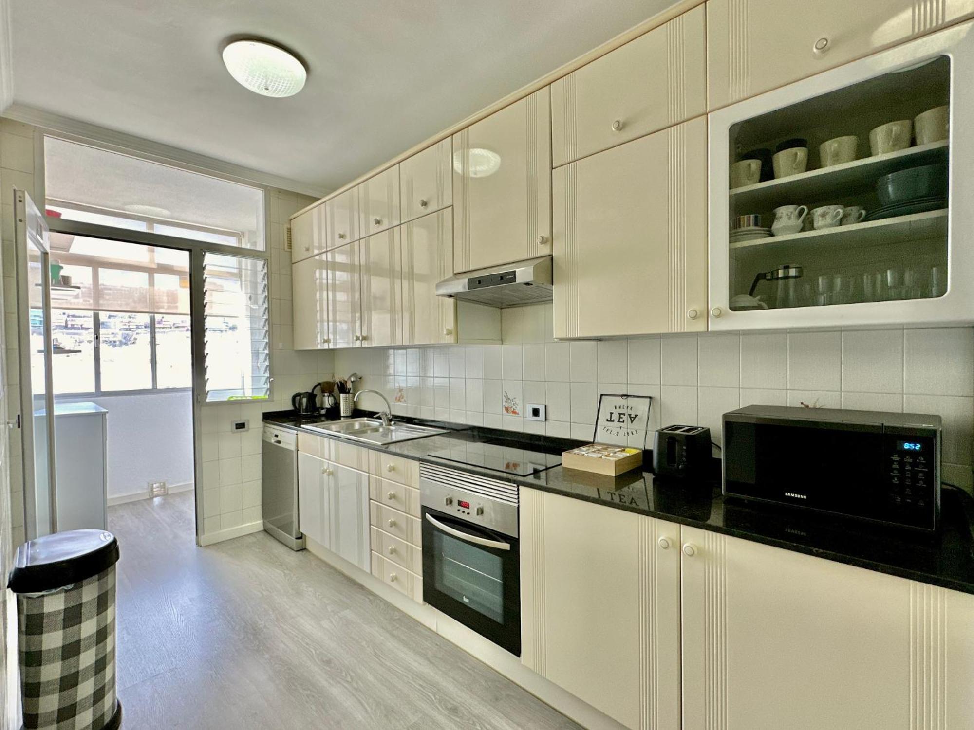 Hostiguest Coliving Leon Y Castillo Las Palmas de Gran Canaria Dış mekan fotoğraf